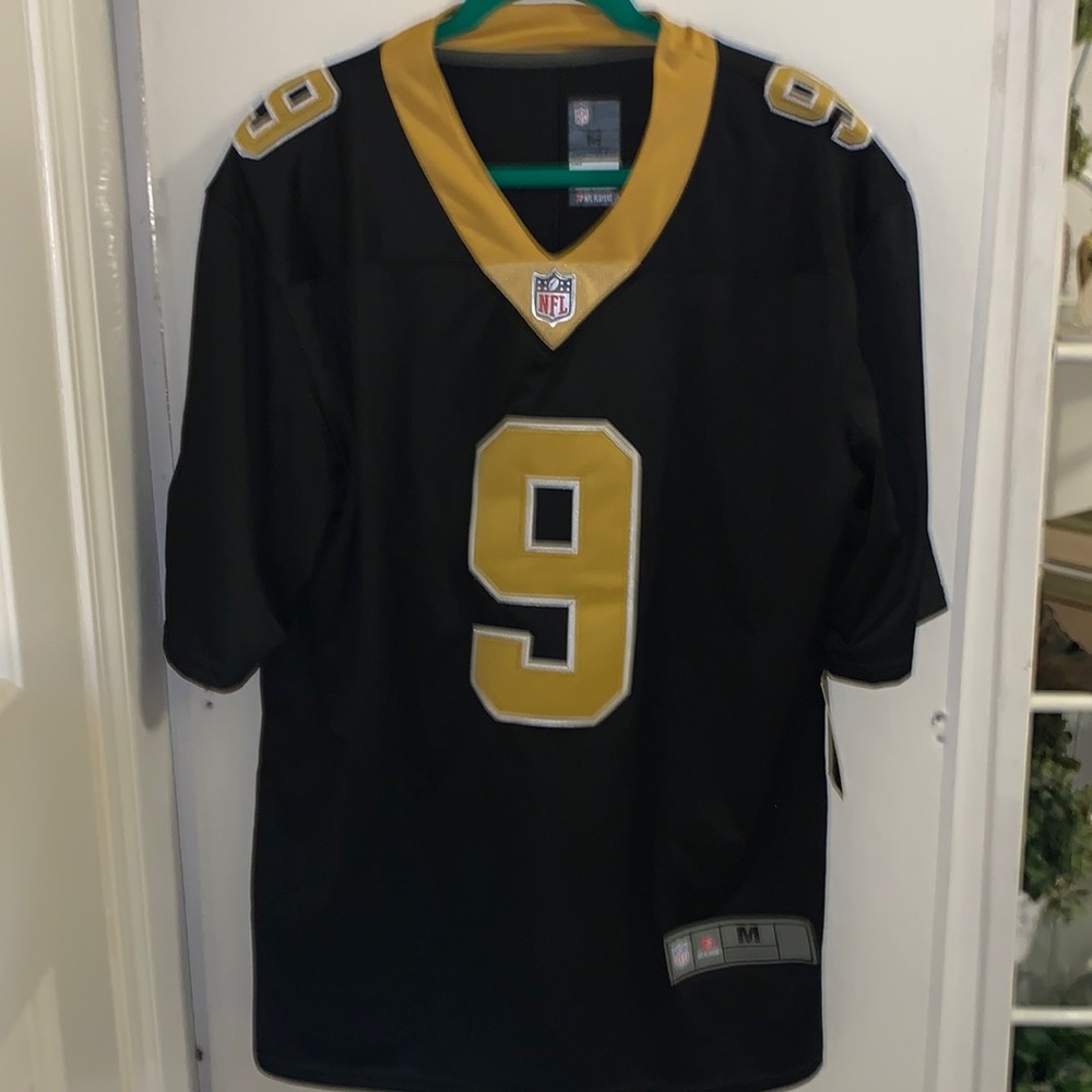 A new Drew Brees jersey